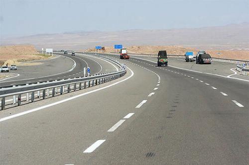 ورود خودرو های شخصی به این مسیر ممنوع!