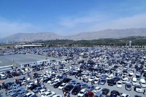 قرعه کشی ایران خودرو انجام شد 911 هزار نفر ثبت نام کردند!