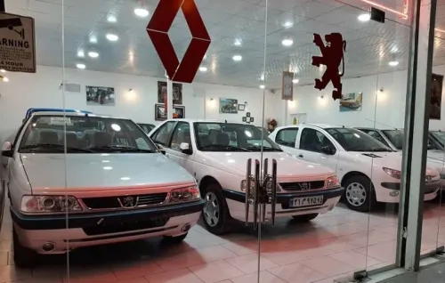 سقوط شدید قیمت خودرو های داخلی در بازار