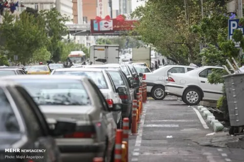 شکاف قیمتی و عطش بازار خودرو چرا تقاضا کاهش نمی یابد؟