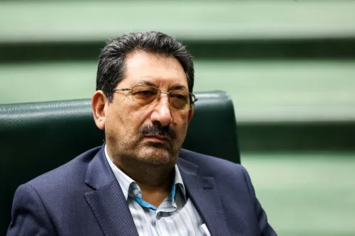 دولتمردان باید مسیر رهبر شهید را ادامه دهند